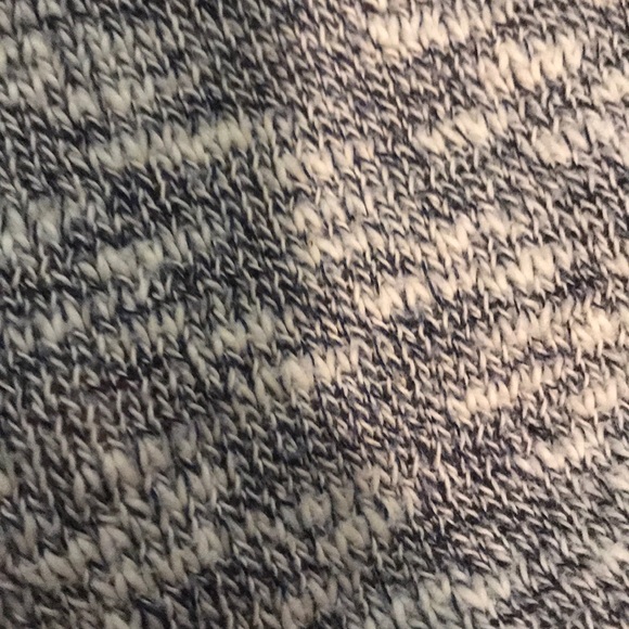 Sweater - Picture 3 of 4